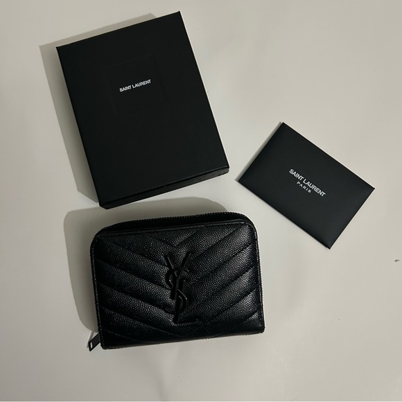 Saint Laurent Quilted Monogram Wallet - Picture 8 of 8